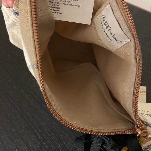 Hearth & Hand Canvas Travel Bag Set- NEW - Picture 3 of 10